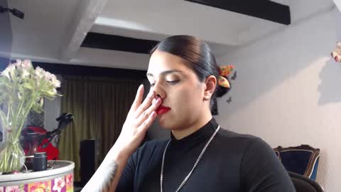 Alix online show from October 28, 1:11 am