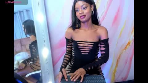 alix noa online show from November 24, 8:22 pm