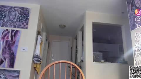 Alize Zaide online show from October 4, 9:08 pm