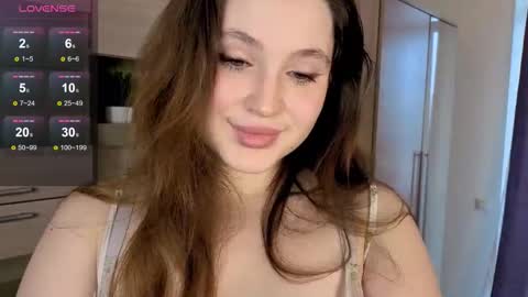 Emma online show from October 22, 7:46 am