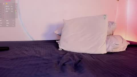 Alli  online show from November 21, 2:41 pm