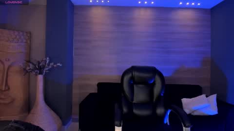 Allison Rogers online show from November 24, 4:25 am