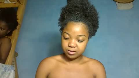 allizida01 online show from November 22, 2:09 pm