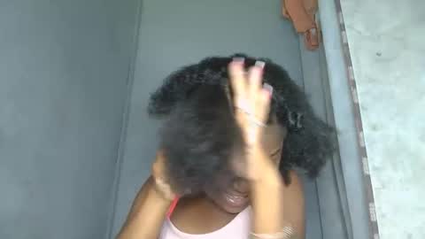 allizida01 online show from December 22, 12:41 pm