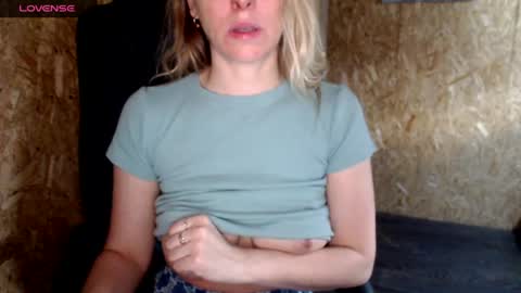 alllexandra online show from June 21, 12:42 pm