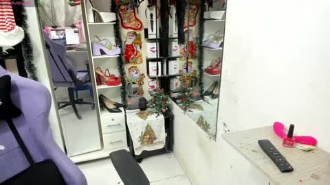 allsson_miller online show from January 4, 1:42 am