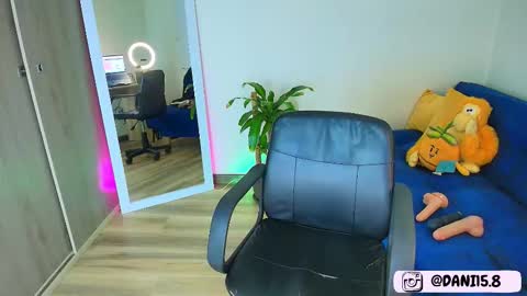 Ally  help me reach 100 satisfaid online show from January 15, 1:33 am