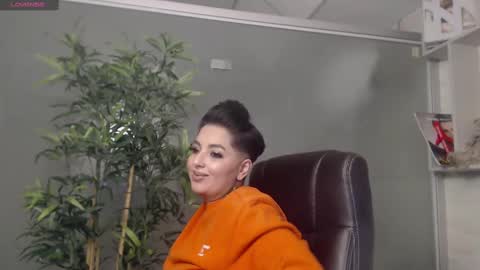         online show from February 18, 11:41 pm