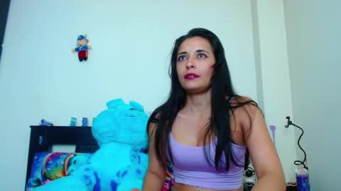 Allyson collins online show from November 11, 9:01 pm