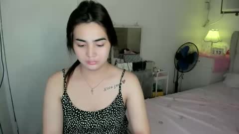 alovelydollnica online show from March 13, 12:28 pm