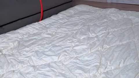 May online show from January 15, 5:52 pm