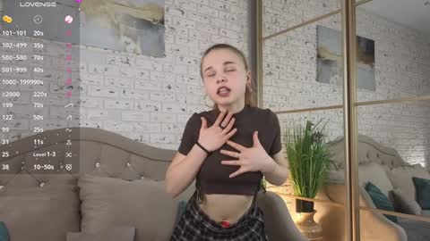 Betty online show from February 3, 8:13 pm