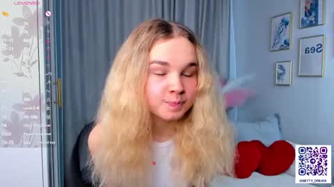 Betty online show from October 19, 8:05 am