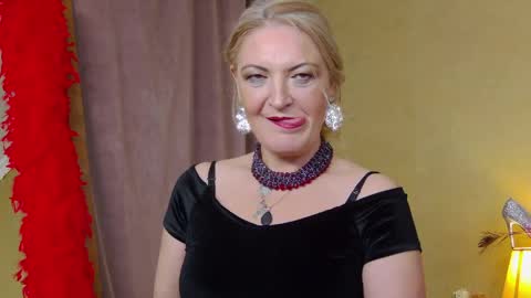 Alura Jenson online show from March 7, 11:12 pm