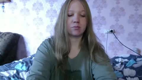 alya764770 online show from May 31, 4:40 am
