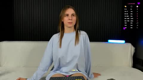 Alena online show from February 5, 2:31 pm