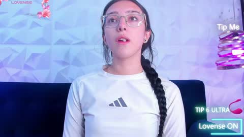 sopie online show from January 22, 11:01 am