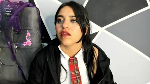 Snapshot of alysa_magic chatting on October 21, 1:53 am alysa magic online show from October 21, 1:53 am