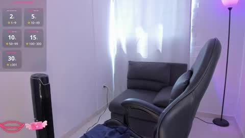 Alyson online show from September 16, 2:25 pm