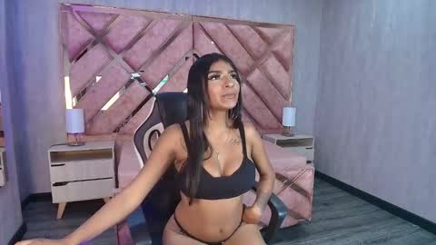 Alyssa  online show from March 24, 3:56 am