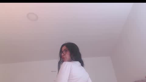 Snapshot of amadamar chatting on October 2, 2:38 am valentia online show from October 2, 2:38 am