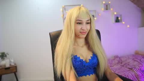 Amai  Liu online show from October 28, 7:08 pm