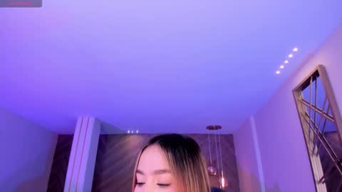 Amaia Haywood online show from December 18, 6:07 am