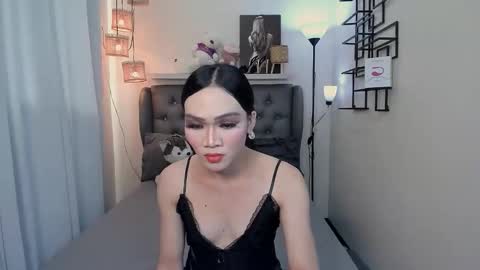 Snapshot of amaliaanderson69 chatting on October 16, 4:37 am Trisha Greyson online show from October 16, 4:37 am