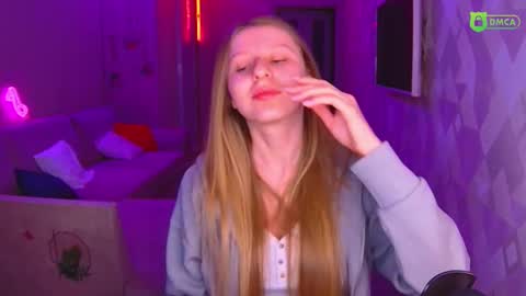 Amalia online show from March 3, 3:26 pm