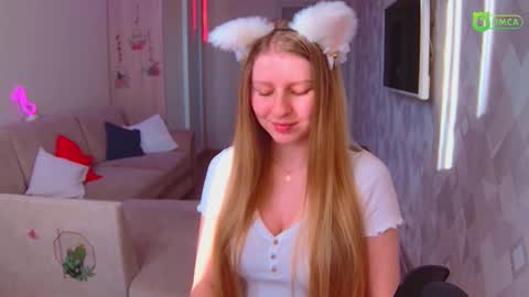 Amalia online show from March 7, 1:51 pm