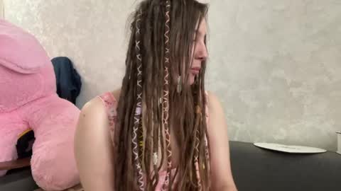 Amanda online show from April 2, 7:39 am