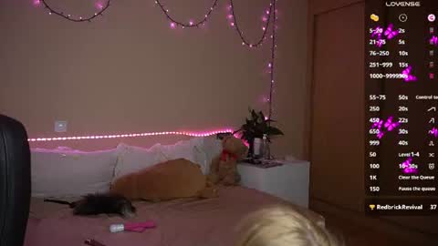 Amanda online show from July 1, 8:52 pm