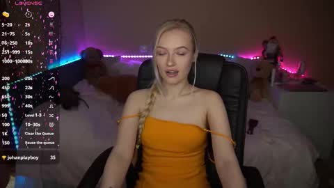 Amanda online show from December 20, 7:01 am