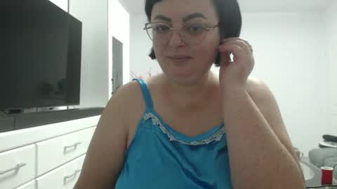 Snapshot of amandamuller1982 chatting on December 5, 4:09 am Anda online show from December 5, 4:09 am