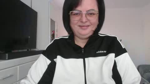 Snapshot of amandamuller1982 chatting on December 29, 10:12 am Anda online show from December 29, 10:12 am