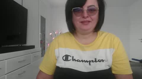 Snapshot of amandamuller1982 chatting on February 5, 12:49 pm Anda online show from February 5, 12:49 pm