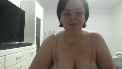 Snapshot of amandamuller1982 chatting on January 15, 5:08 am Anda online show from January 15, 5:08 am