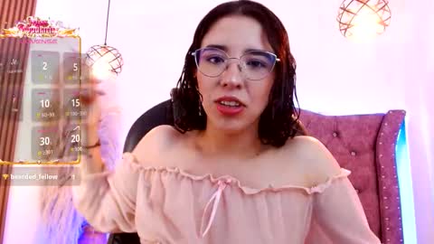 amara_davis1 online show from March 11, 5:11 am