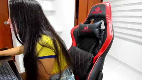 Snapshot of amaranta69_cam chatting on February 11, 5:47 am AMARANTA online show from February 11, 5:47 am