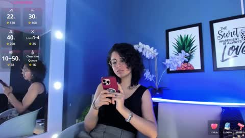 Snapshot of amarettho chatting on September 19, 3:44 pm Emily online show from September 19, 3:44 pm