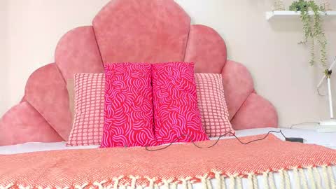 Amaris online show from October 7, 2:38 am