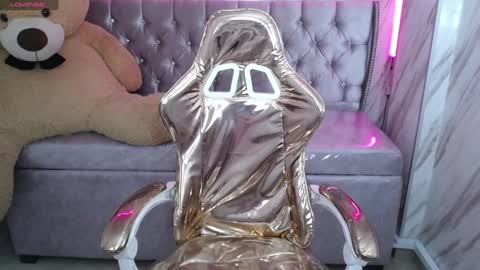 LIVE 0730AM-0200PM online show from January 11, 1:01 pm