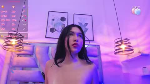 Snapshot of ambar_cullen chatting on October 17, 10:13 pm ambar_cullen online show from October 17, 10:13 pm
