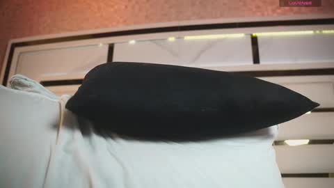 Snapshot of ambar_rosse25 chatting on September 12, 2:02 pm Julieta online show from September 12, 2:02 pm