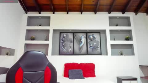 Ambar  online show from November 20, 1:12 pm