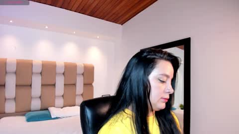 ambarcoxx online show from February 2, 10:47 am