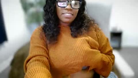 Snapshot of ambarose88 chatting on October 31, 4:44 pm Amoya online show from October 31, 4:44 pm