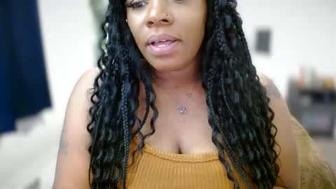 Snapshot of ambarose88 chatting on October 13, 1:03 pm Amoya online show from October 13, 1:03 pm