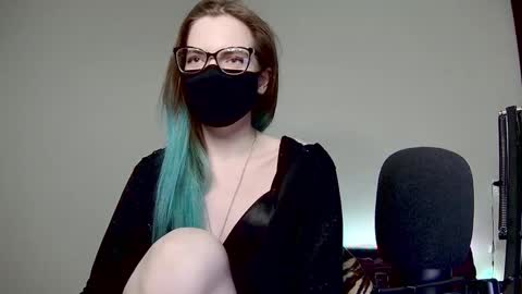 Snapshot of amber_candyfloss chatting on January 29, 11:04 pm Amber non-nude model online show from January 29, 11:04 pm