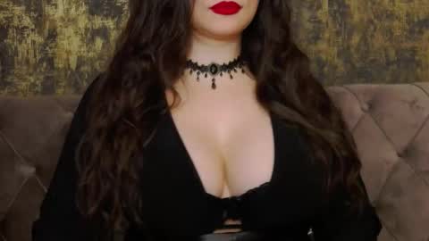 Goddess Amber online show from December 15, 8:08 am